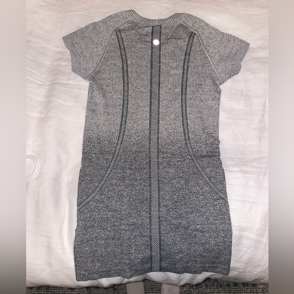 Lululemon Swiftly Tech Top, Grey Fade - image 2